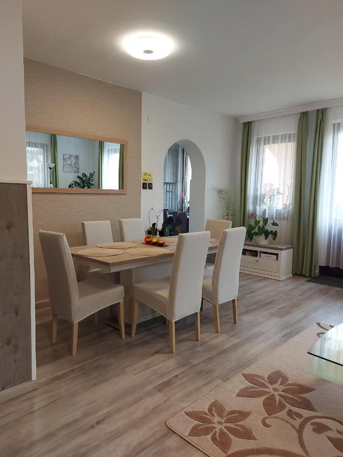 Nagcsalados Rozsa Apartman Balatonlelle Exterior foto